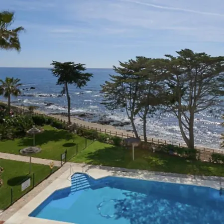 Tranquil Oceanfront Escape, One-bedroom Haven