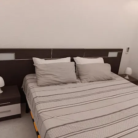 Tranquil Oceanfront Escape, One-bedroom Haven Михас-Коста