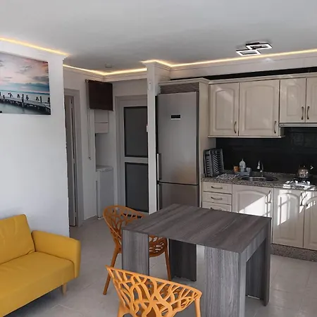 Tranquil Oceanfront Escape, One-bedroom Haven * Михас-Коста